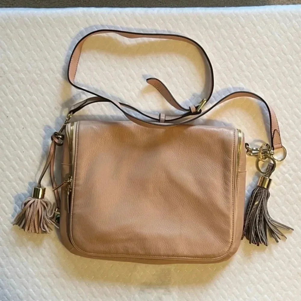 G.I.L.I. Light Pink Crossbody Messenger Bag - Picture 3 of 7